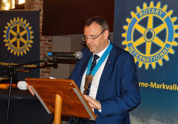 Bestuurswissel_rotary_2016__16_