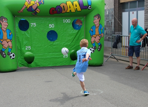 2016-06-25_zevende_buurtfeest_bombardon__30_a