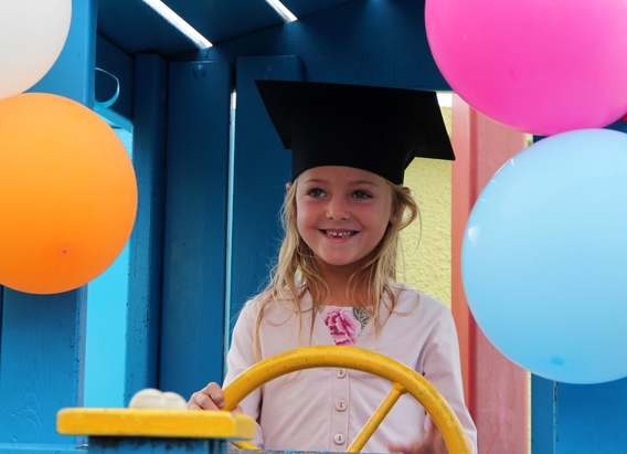 2016-06-30_derde_kleuterklas_uitgewuifd__45_a