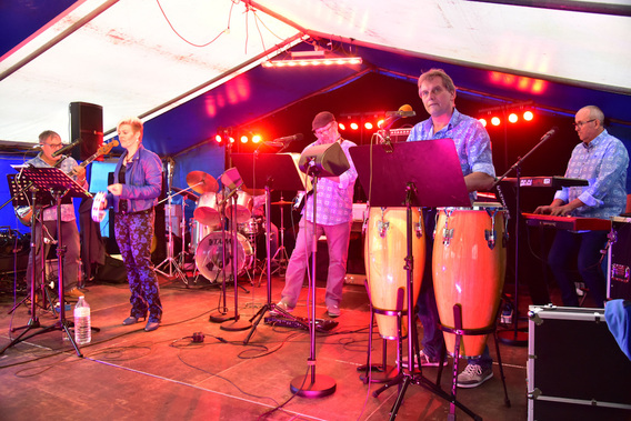 Editiepajot_jimmy_godaert_dorpsraad_onkerzele_met_geslaagd_kermisweekend