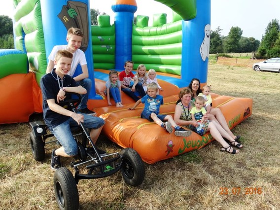 Buurtfeest_bloemendel_2016__7_
