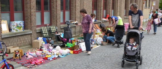 P1010114_knip_markt_speelgoed