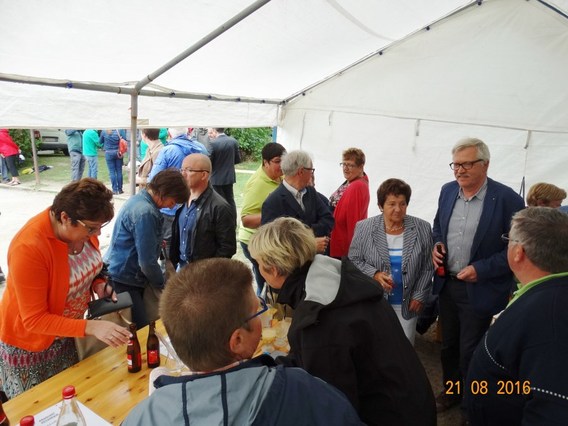 4_dorpsfeesten_en_nieuwe_inwoners_bever_2016__15_