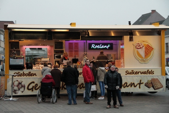 2016-18-12_kerstsfeer_in_de_ninoofse_binnenstad__2_