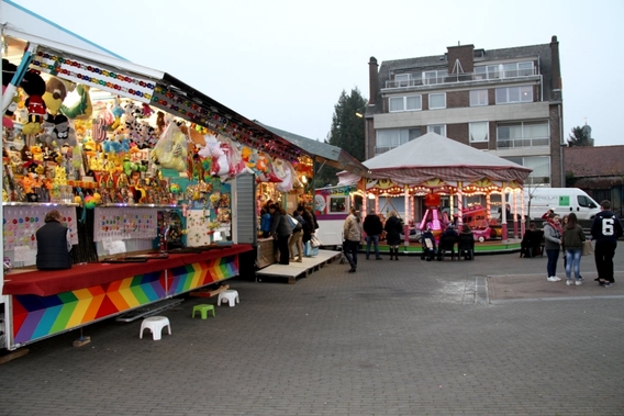 2016-18-12_kerstsfeer_in_de_ninoofse_binnenstad__5_