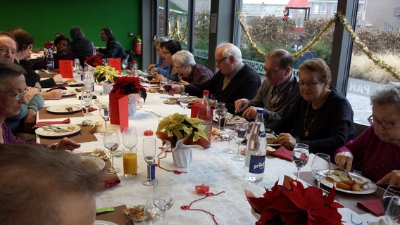 2016-18-12_lange_tafel_ocmw__5_a