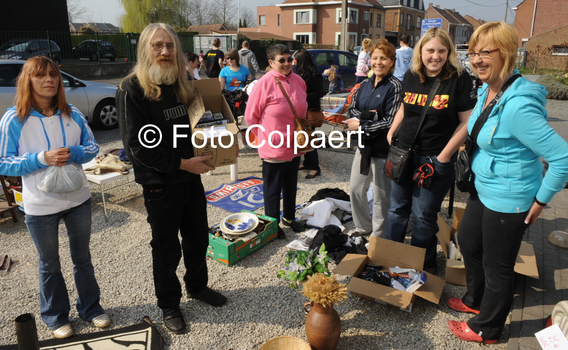 Editiepajot_galmaarden_garageverkoop_1_foto_marc_colpaert