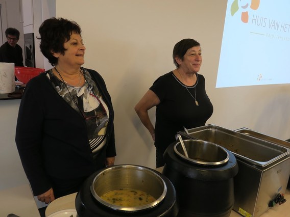 Aan_tafel_1-2-3_euro_colruyt_hvhk___2_