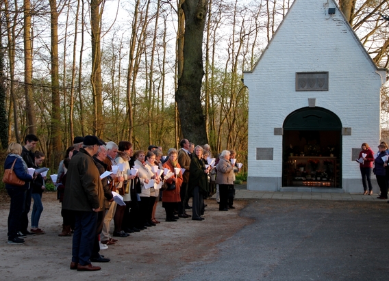 2017-03-27_patroonheilige_kaarsenprocessie__2_a