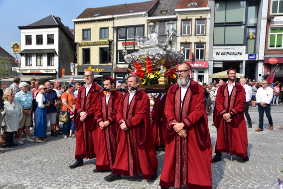890dwb07processie-plaisance-hoogmis-vande-kermis