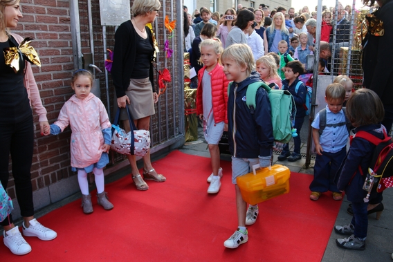 2017-09-01__schooljaar_met_een_strik__4_a