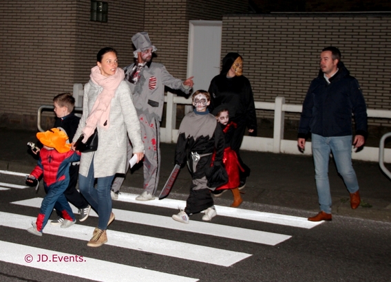 2017-10-20_dol-fijn_griezelde_er_op_los__15_b