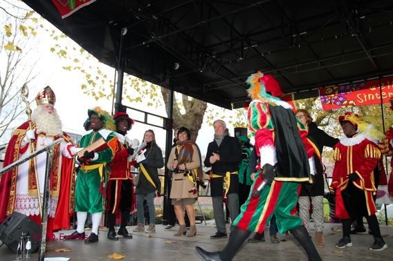 2017-11-18__sint__pieten___boot_aangekomen___169_a_jd