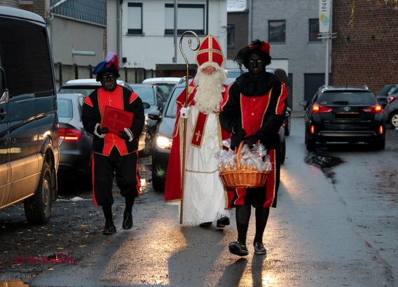 2017-12-01_sint_op_bezoek_in____t_zonnetje__11_a