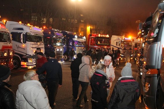 2017-12-02_kerstmarkt_truckshow_rechteroever__1_a