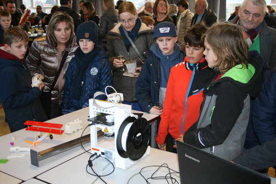 890dwb03w09tisj-hield-succesvolle-techniekacademie