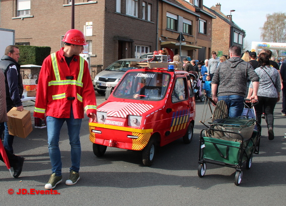 2018-04-08_den_bos_feest__rommelmarkt__9_a