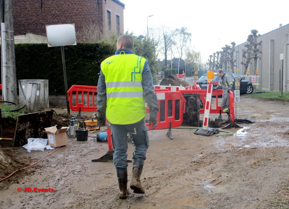 2018-04-12_herinrichten_zijwegen_opperstraat__31_a
