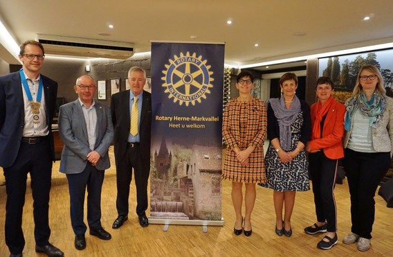 Rotary_vergadering_lennik_-_ledenwerving_1_gdh__1_