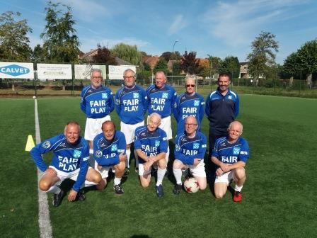 Editiepajot_bart_devill___wandelvoetbal_kapelse_old_stars
