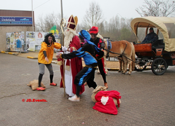 2017-12-04_de_sint_aangekomen_met_koets__2_ab
