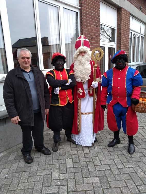 Persbericht_sinterklaas_bezoekt_senioren_in_heikruis