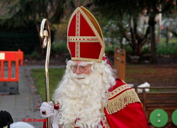 2018-12-06______sint___pieten___22basisschool_de_bij_22___24_ab