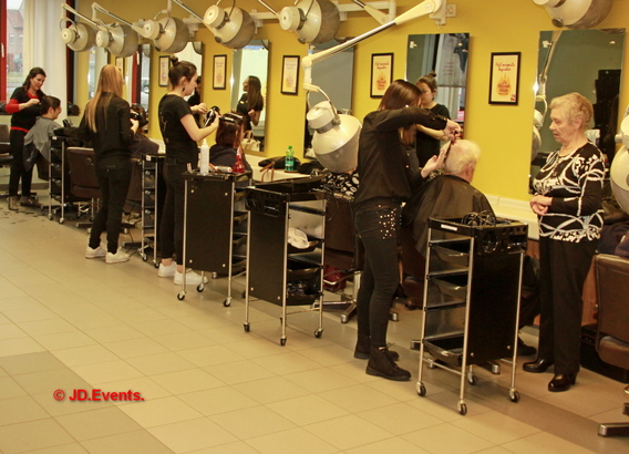 2018-12-14_kapsalon_warmste_kapsalon__20_ab