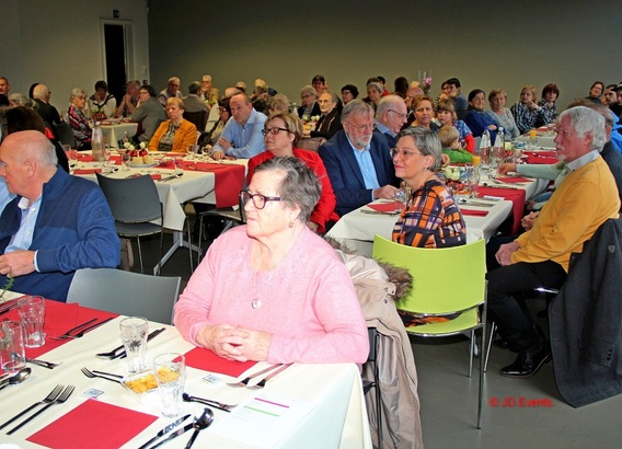 2018-12-23_eindejaarfeest_de_lange_tafel__1_ac