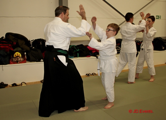 2019-01-19__aikido_viert_nieuwjaar__115_ab