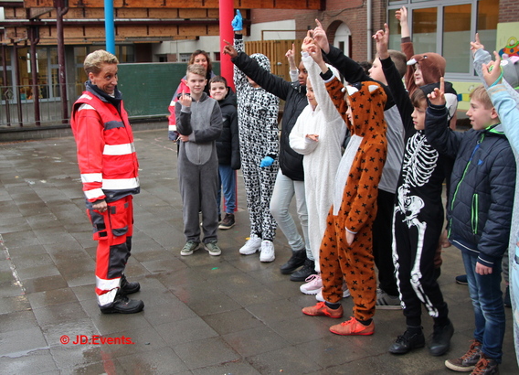 2019-03-15_imi_bezoek_vuilniswagen__9_ab