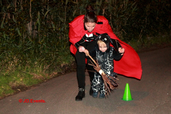 2019-10-18_dol-fijn_griezelde_er_op_los__17_ab