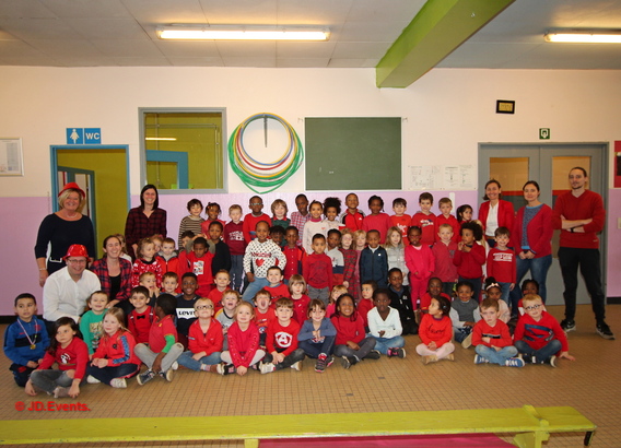2019-11-29______de_bij_kleurde_rood_vandaag__41_ab