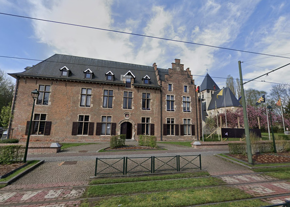 Gemeentehuis_drogenbos