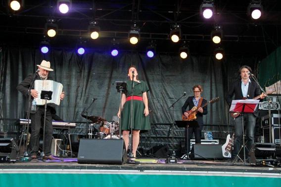 2020-07-11_viering_aan_het_stadhuis_in_ninove__5_a