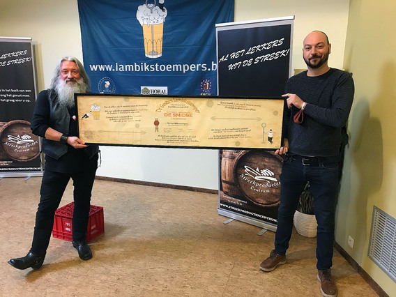 Gouden_lambikstoemper_