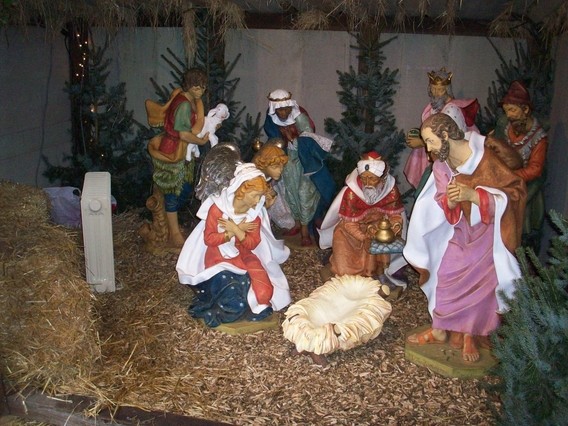 Crib_on_the_market_square_of_leuven__belgium