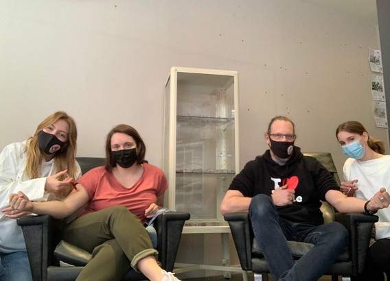 Anke_van_rossom_-_philip_demanet_-__pop-up_studentes__manon_en_yara