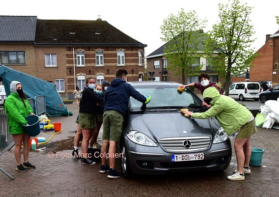 Editie_gooik_scouts_oetingen_carwash_2__kopie_