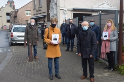 Editiepajot_bart_devill___toneel_in_huizingen