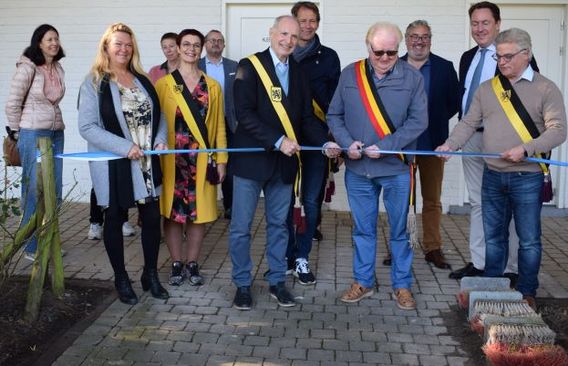 Editiepajot_bart_devill___inhuldiging_lokalen_lot