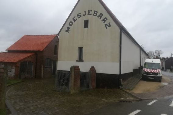 Editiepajot_bart_devill___moesjebaaz_beersel