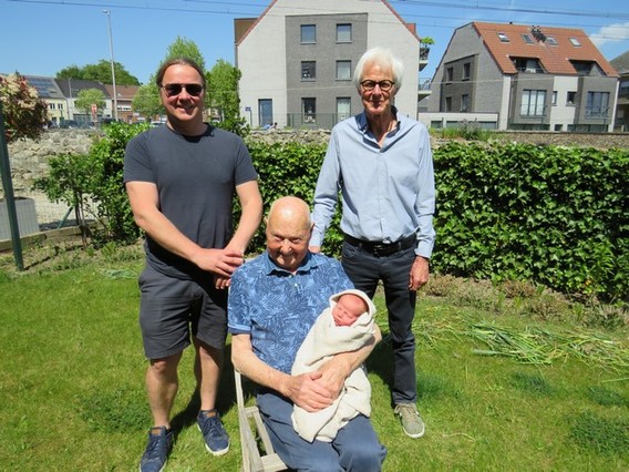 Viergeslacht_ronsyn__kopie_