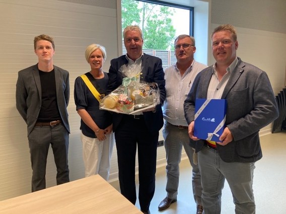 20220520_bezoek_gouverneur_aan_bever_1