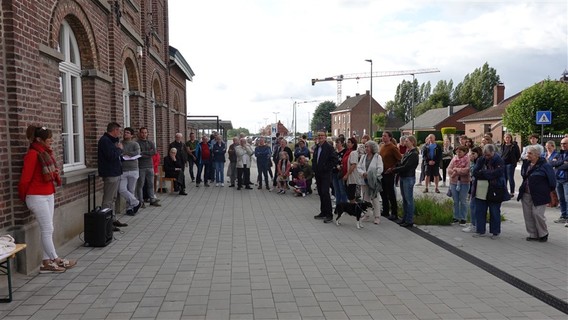 Inhuldiging_stationsomgeving_en_kijkje_bij_okkernoot__3_