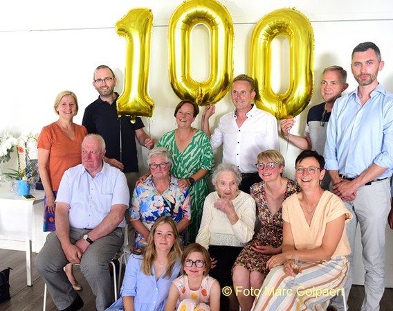 Editie_gooik_honderd_jaar_louise_6__kopie_