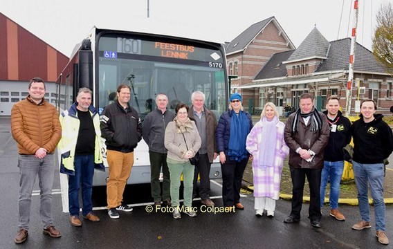 Editie_gooik_feestbus_2__kopie_