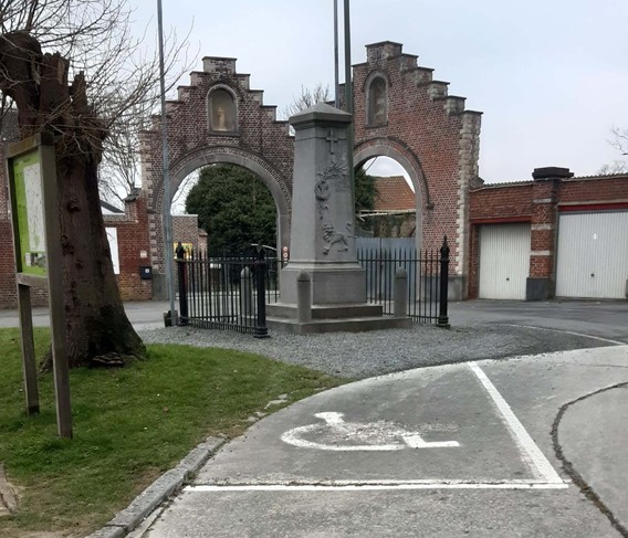 Parkeerplaats_mindermobielen_harten_troef_heikruis