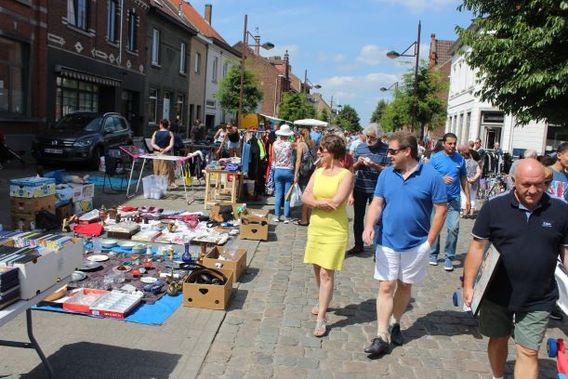 Editiepajot_bart_devill___rommelmarkt_en_braderie_huizingen