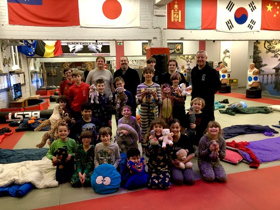 Foto_bij_pb_-_kids_overnachten_in_black_eagle_dojo